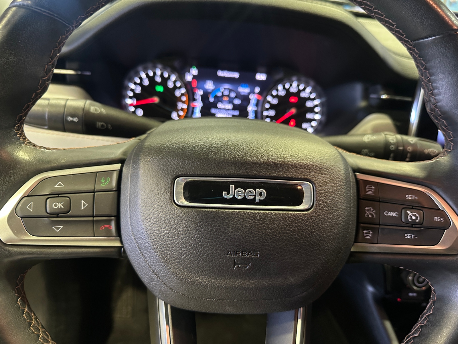 Thumbnail: 2022 Jeep Compass - 4