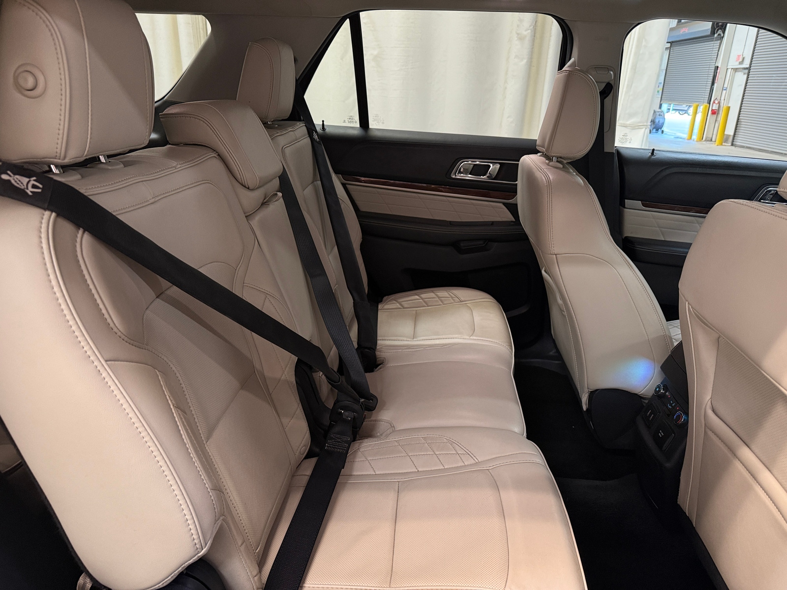 Thumbnail: 2018 Ford Explorer - 5