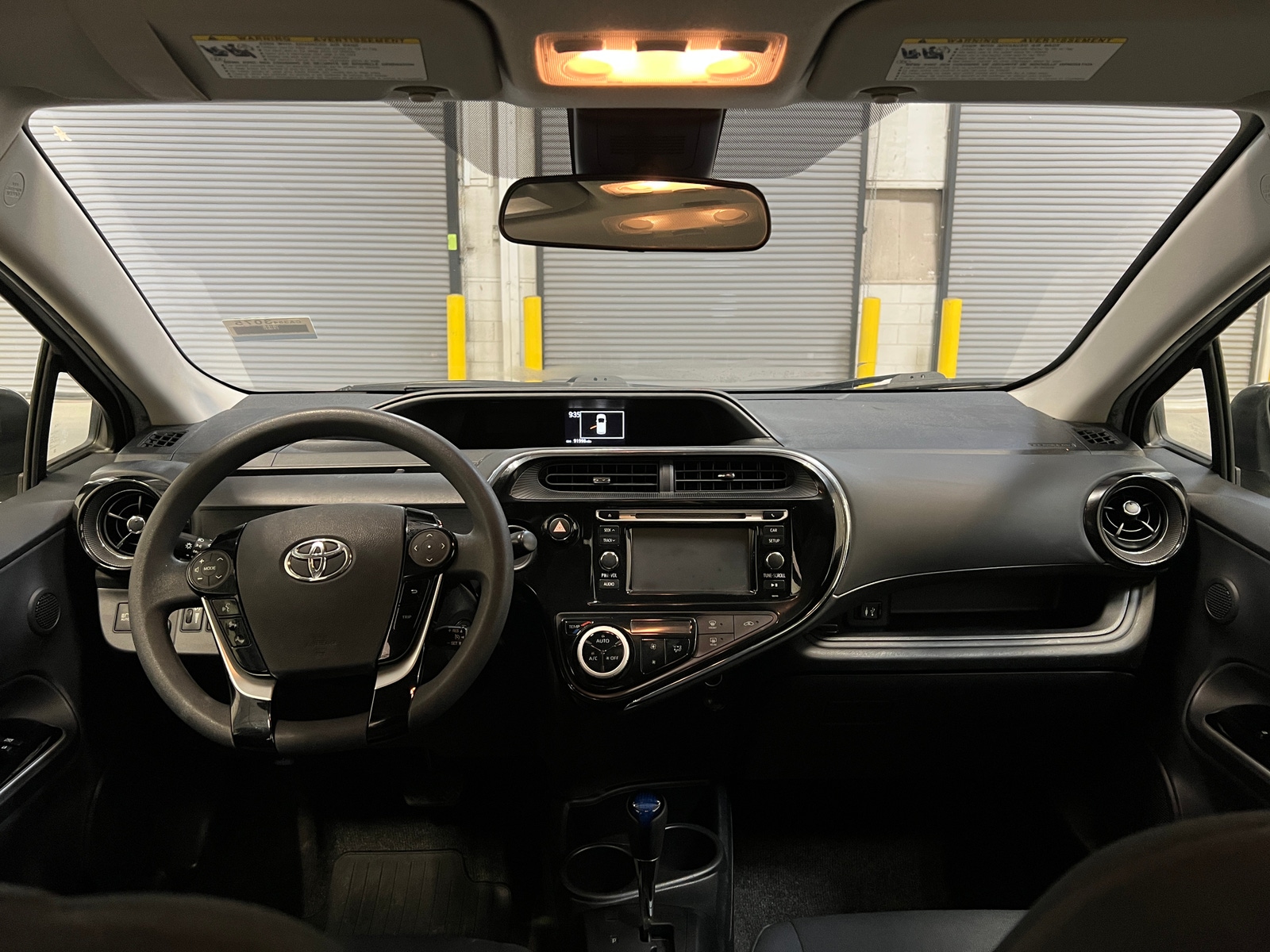 Thumbnail: 2018 Toyota Prius c - 3
