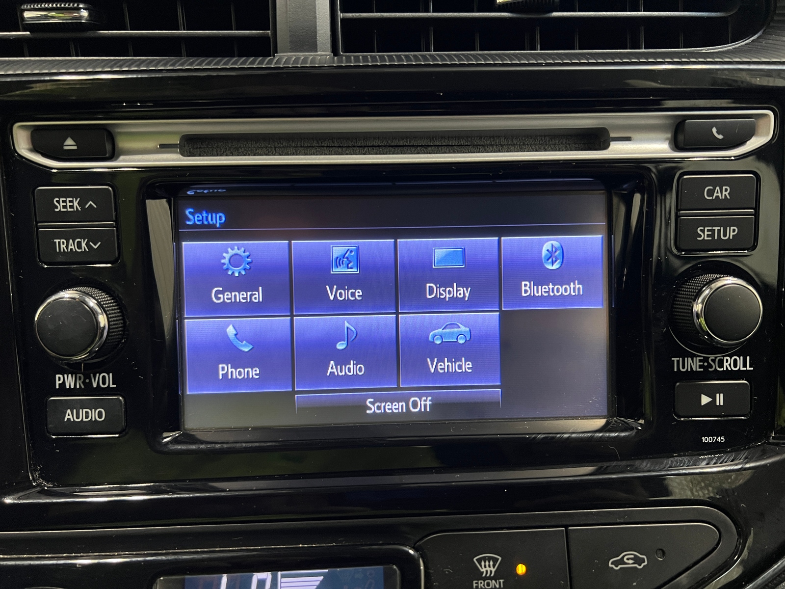 Thumbnail: 2018 Toyota Prius c - 4