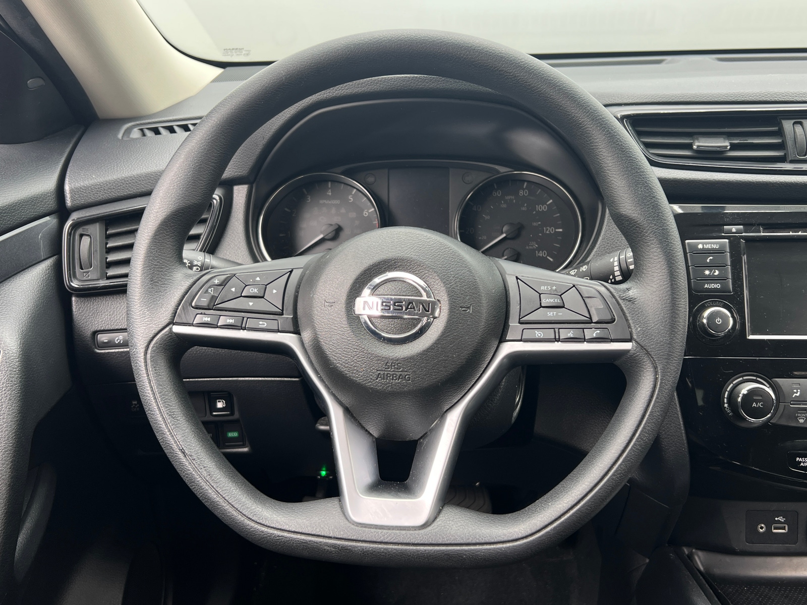 Thumbnail: 2018 Nissan Rogue - 5
