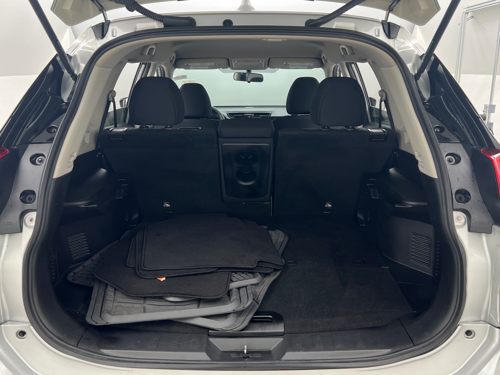 Thumbnail: 2018 Nissan Rogue - 7