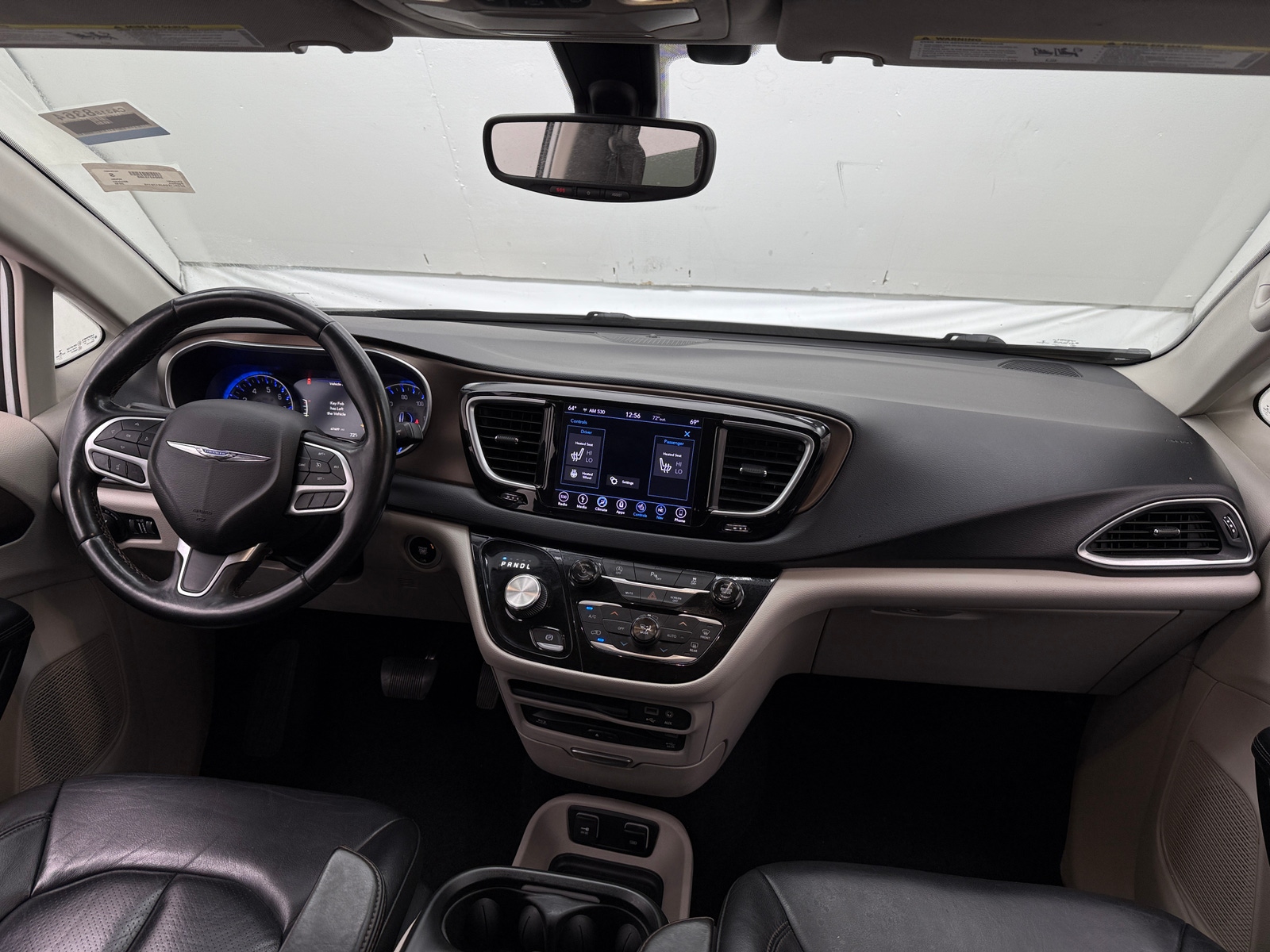 Thumbnail: 2018 Chrysler Pacifica - 2