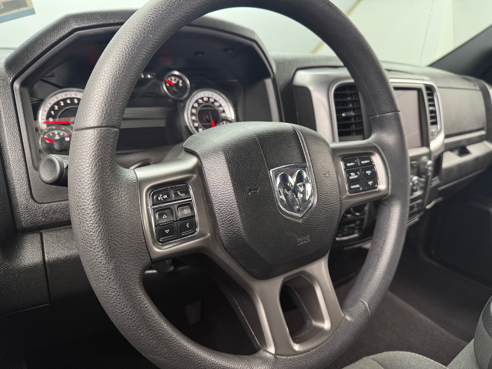 Thumbnail: 2023 RAM 1500 Classic - 5
