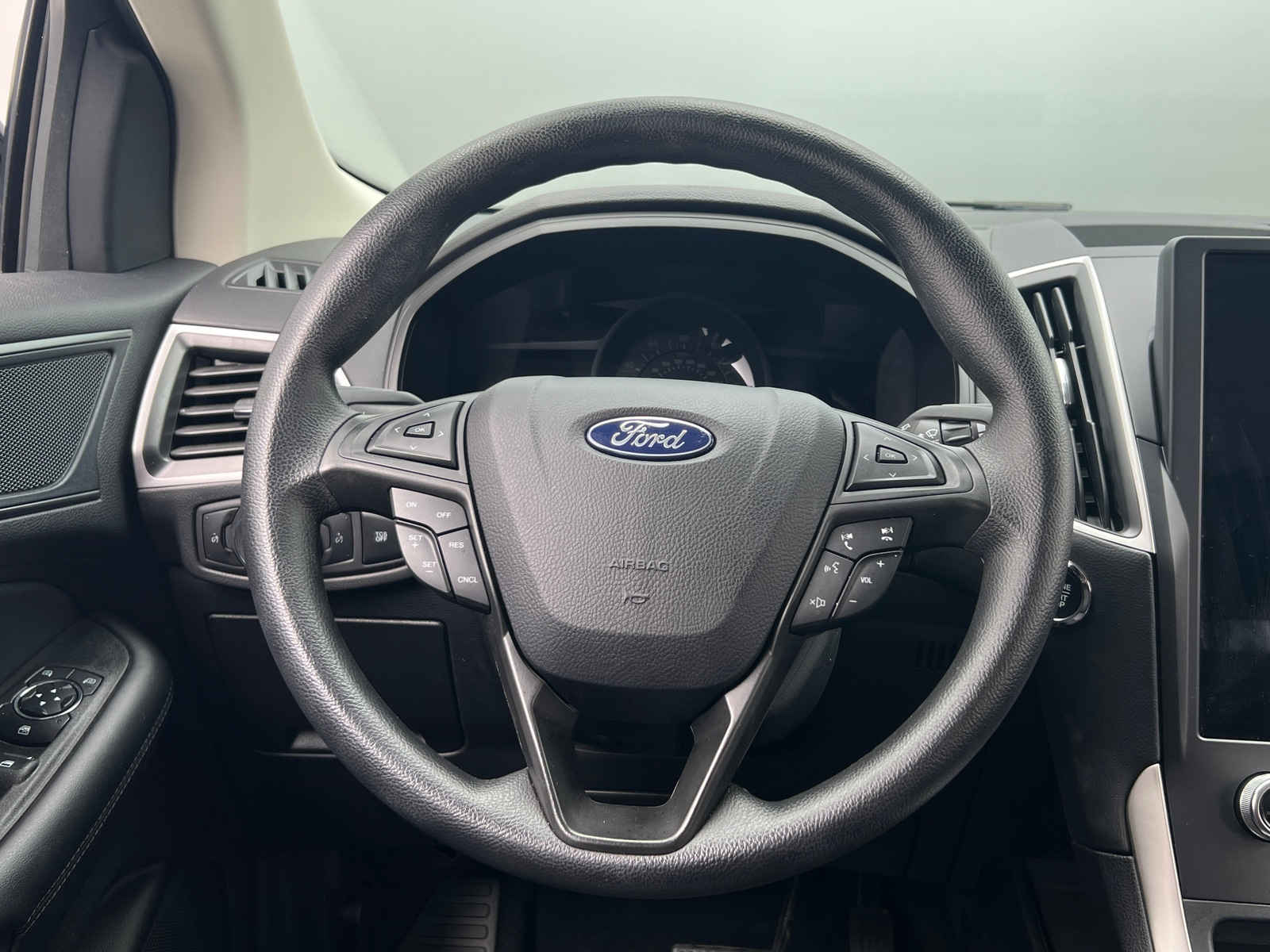 Thumbnail: 2024 Ford Edge - 5