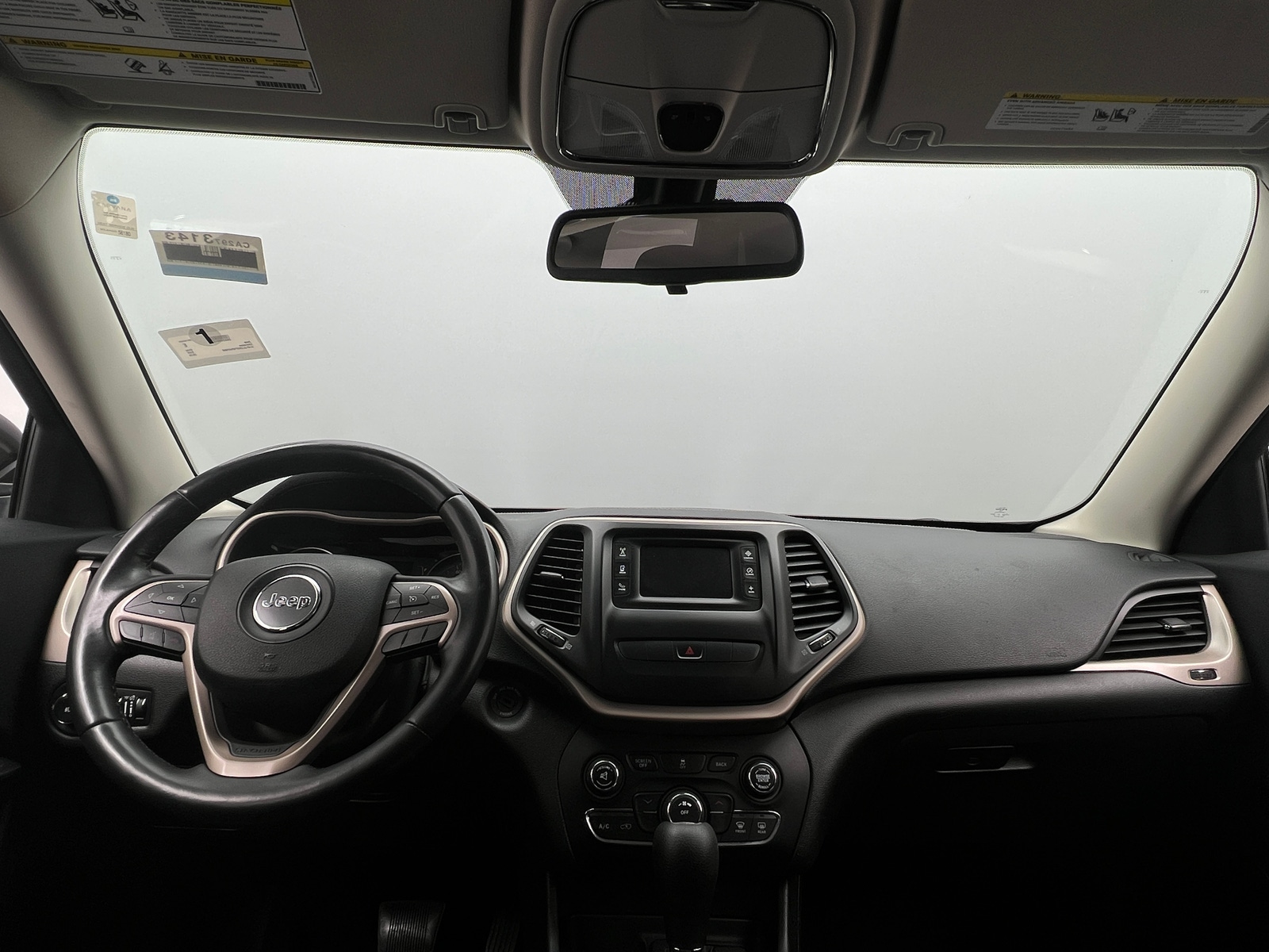 Thumbnail: 2015 Jeep Cherokee - 3