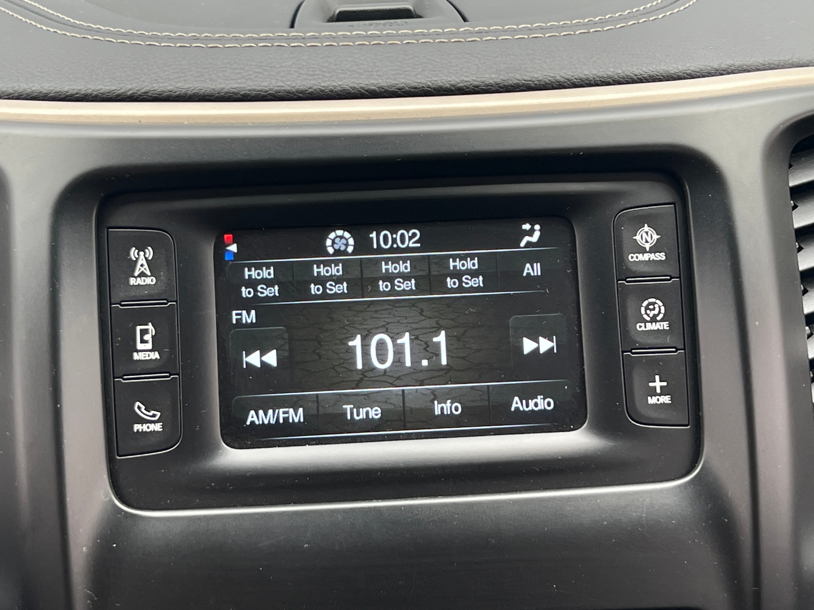 Thumbnail: 2015 Jeep Cherokee - 4