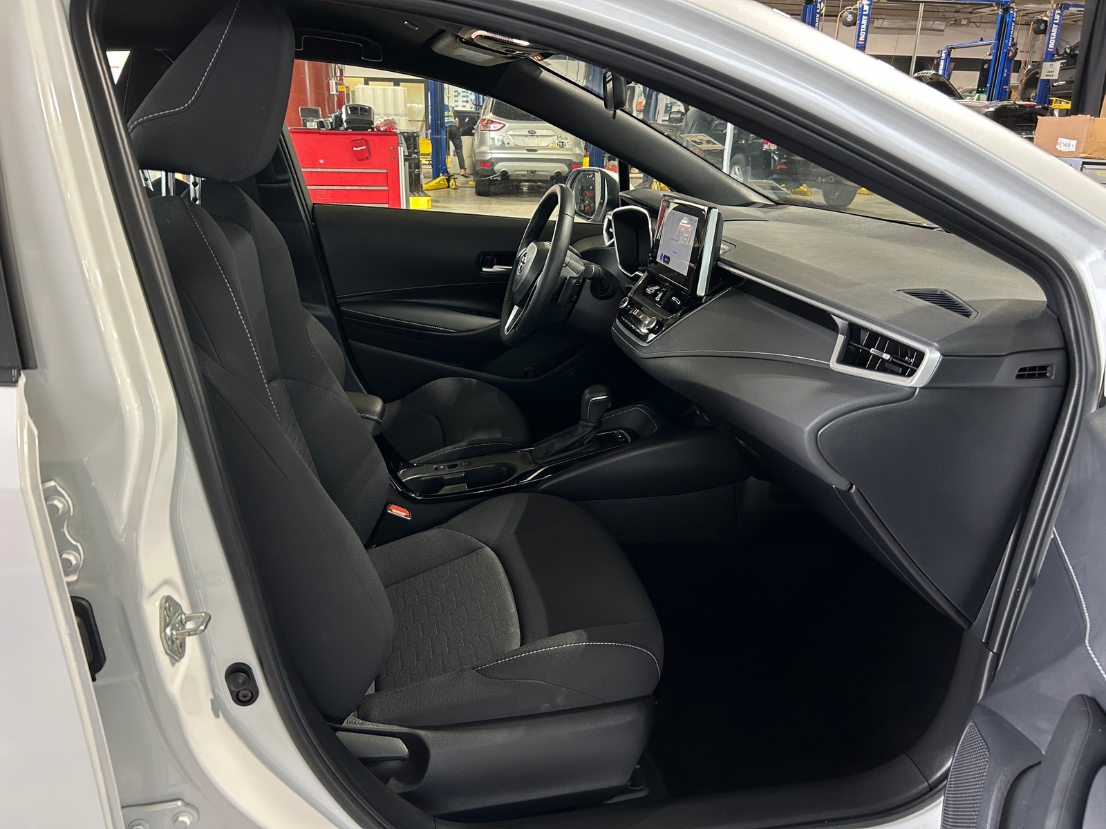 Thumbnail: 2025 Toyota Corolla - 2