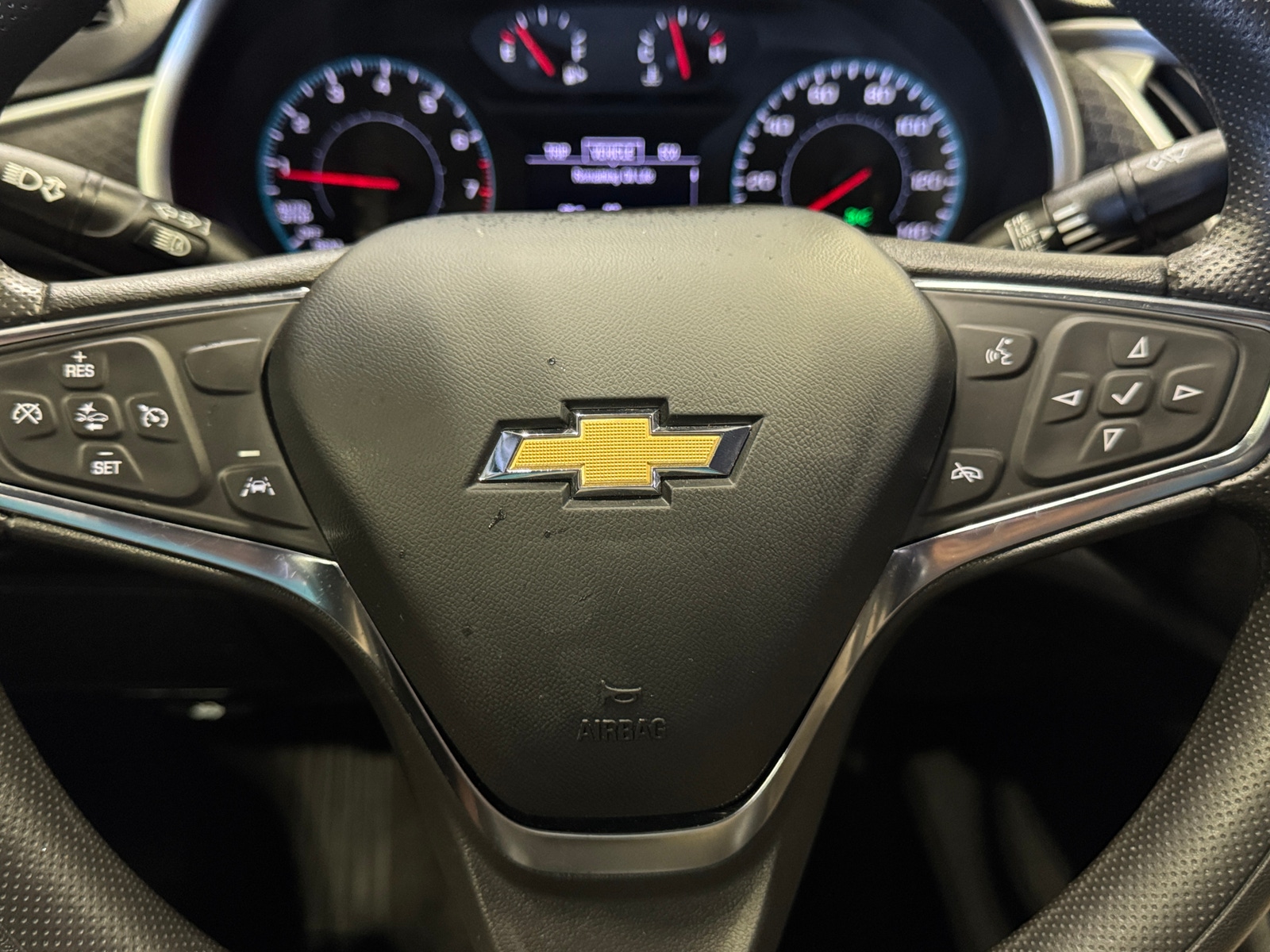 Thumbnail: 2023 Chevrolet Malibu - 5
