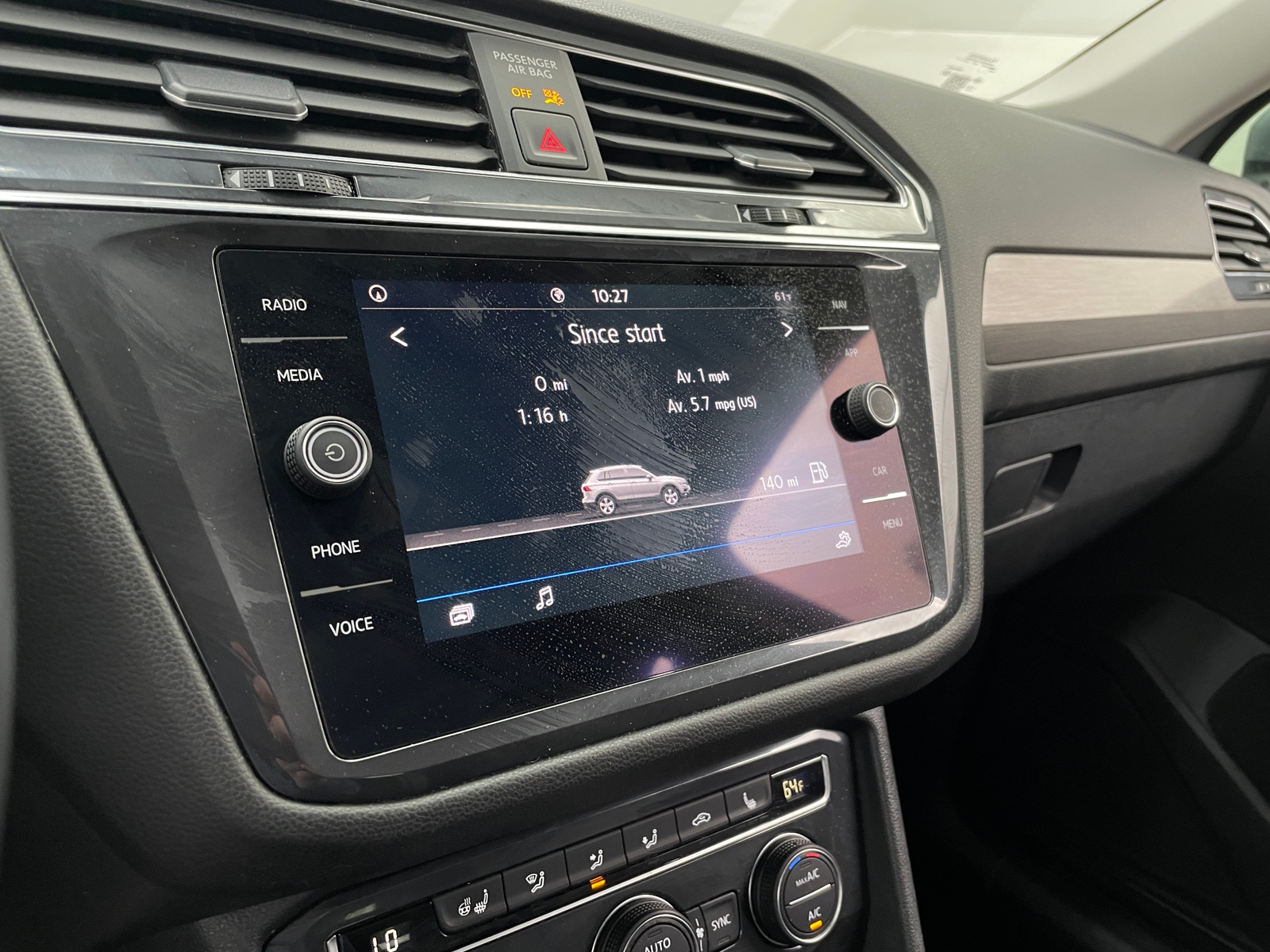 Thumbnail: 2020 Volkswagen Tiguan - 3