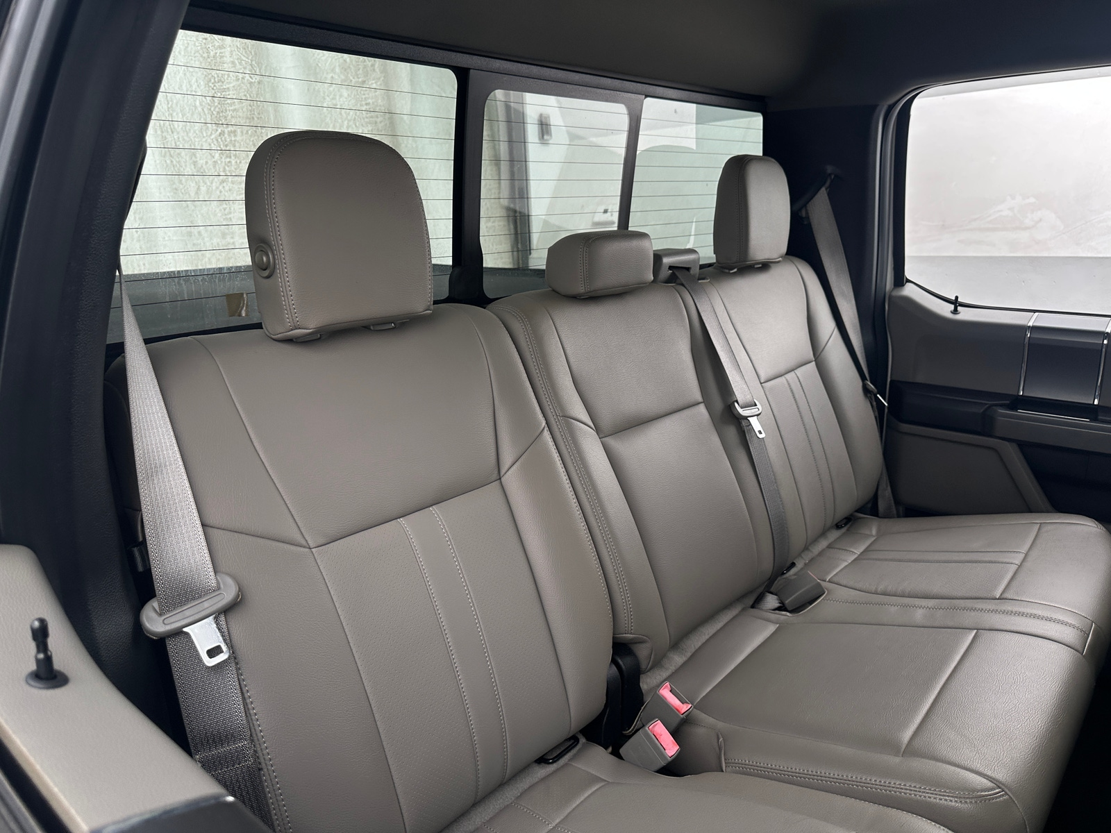 Thumbnail: 2018 Ford Econoline - 6