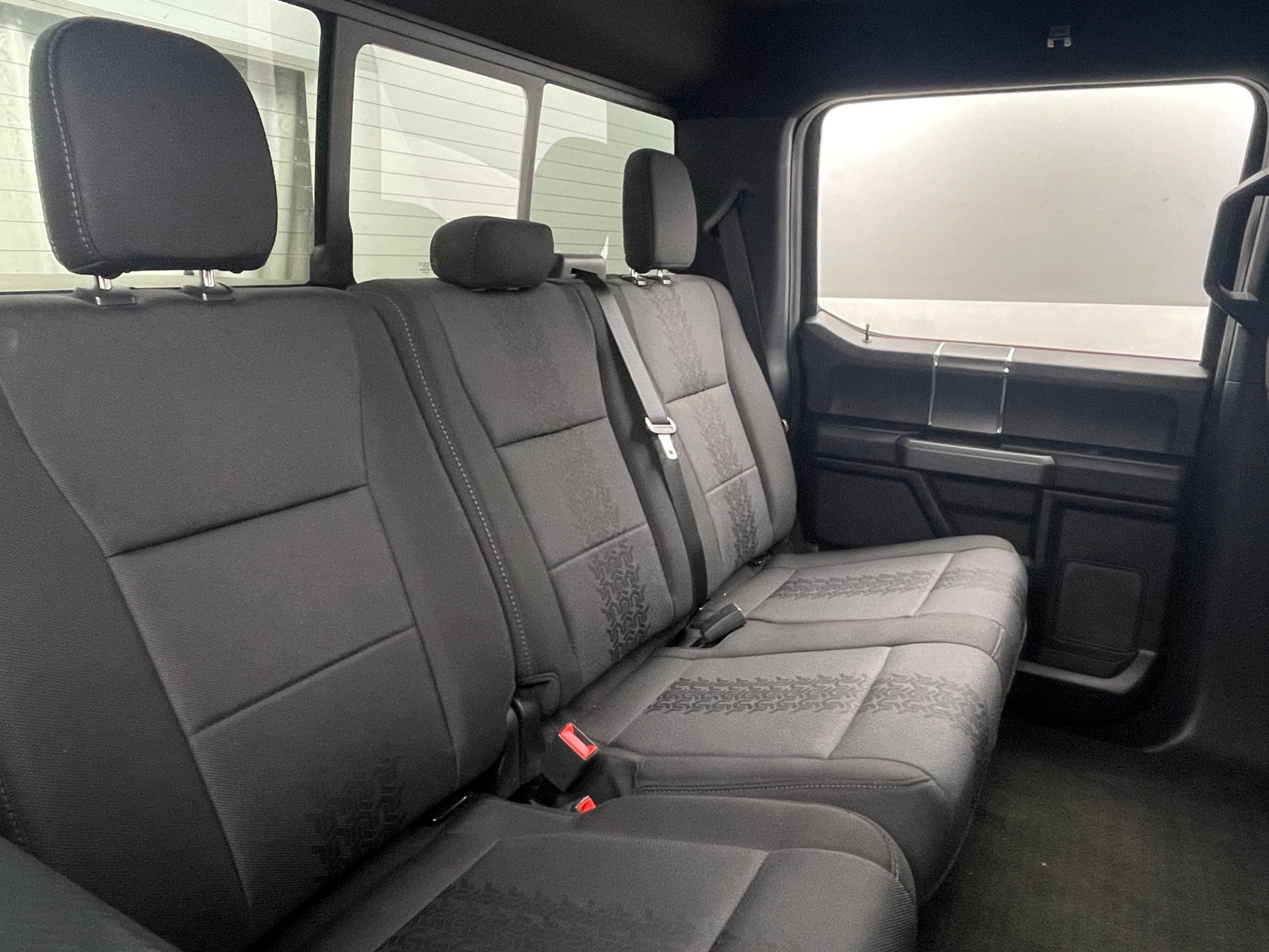 Thumbnail: 2020 Ford Econoline - 6