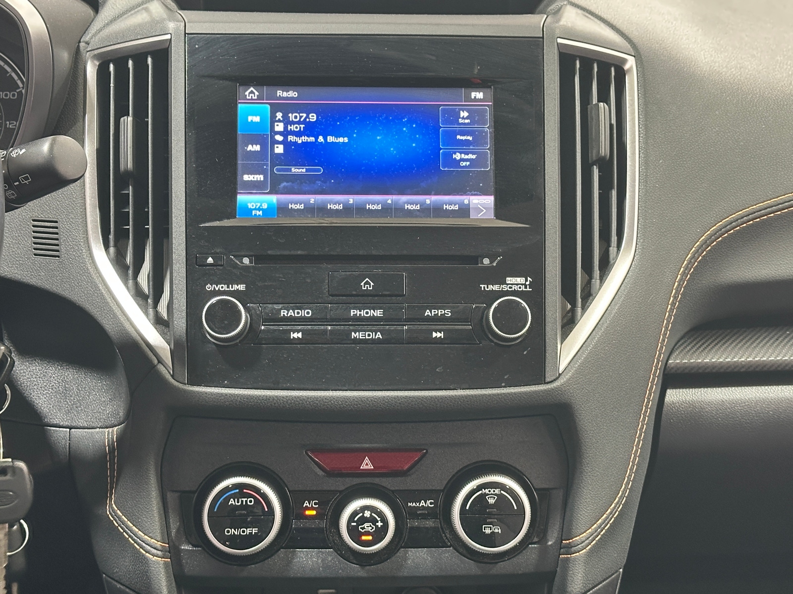 Thumbnail: 2022 Subaru Crosstrek - 4