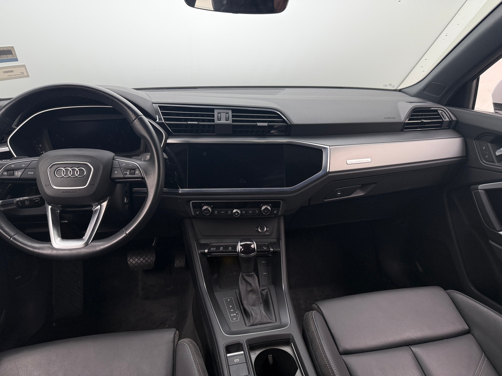 Thumbnail: 2022 Audi Q3 - 2