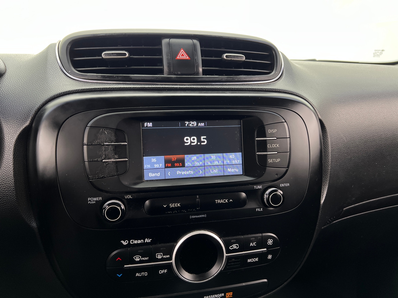 Thumbnail: 2017 Kia Soul - 4