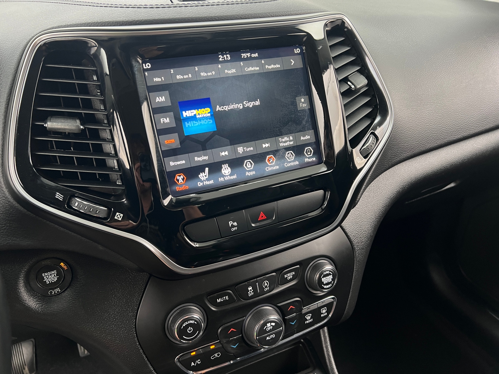 Thumbnail: 2019 Jeep Cherokee - 3