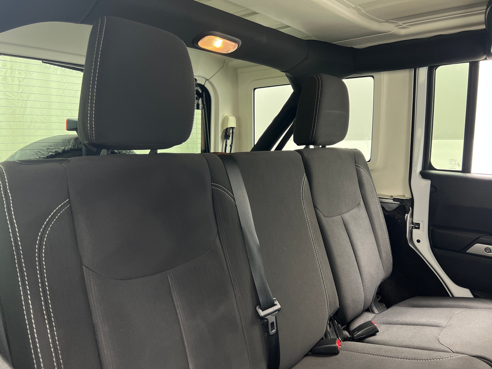 Thumbnail: 2018 Jeep Wrangler - 6