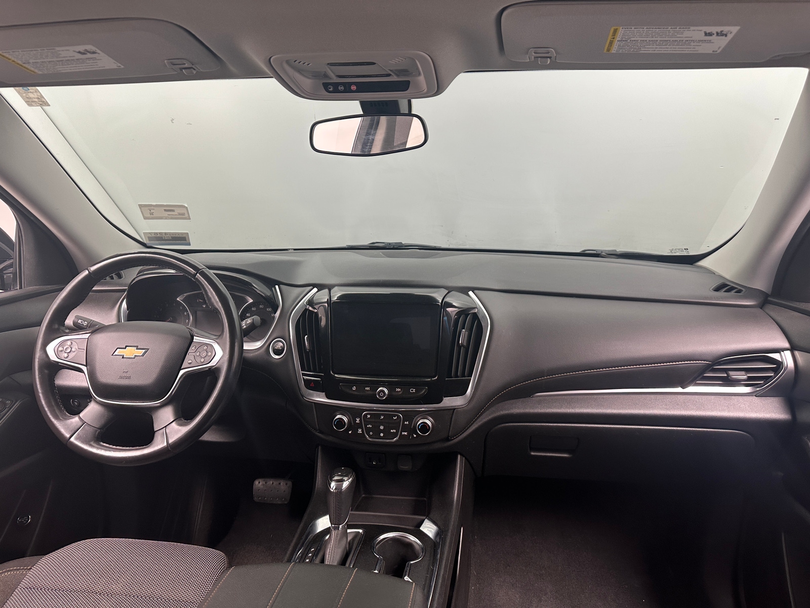 Thumbnail: 2018 Chevrolet Traverse - 3