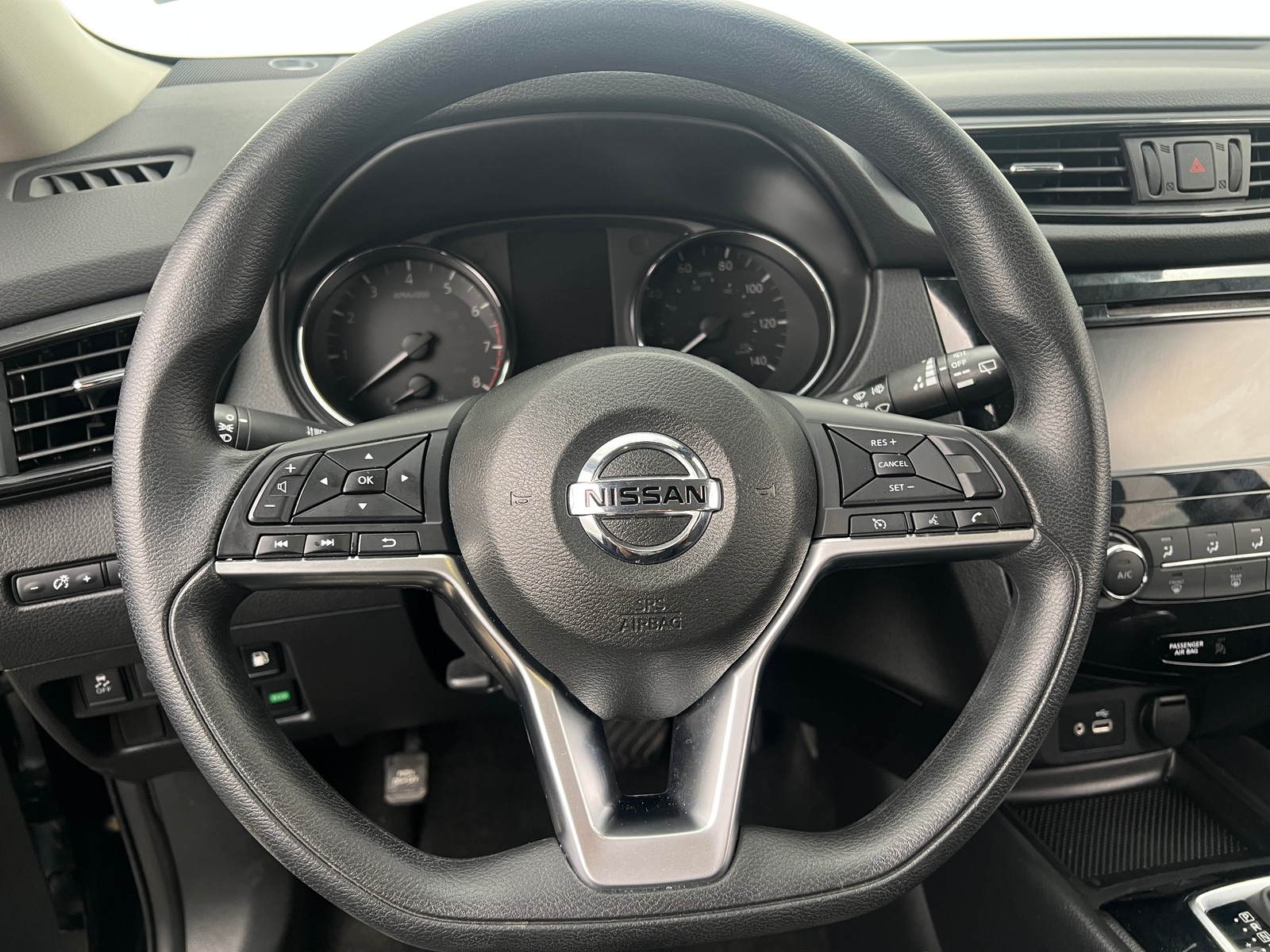 Thumbnail: 2019 Nissan Rogue - 5