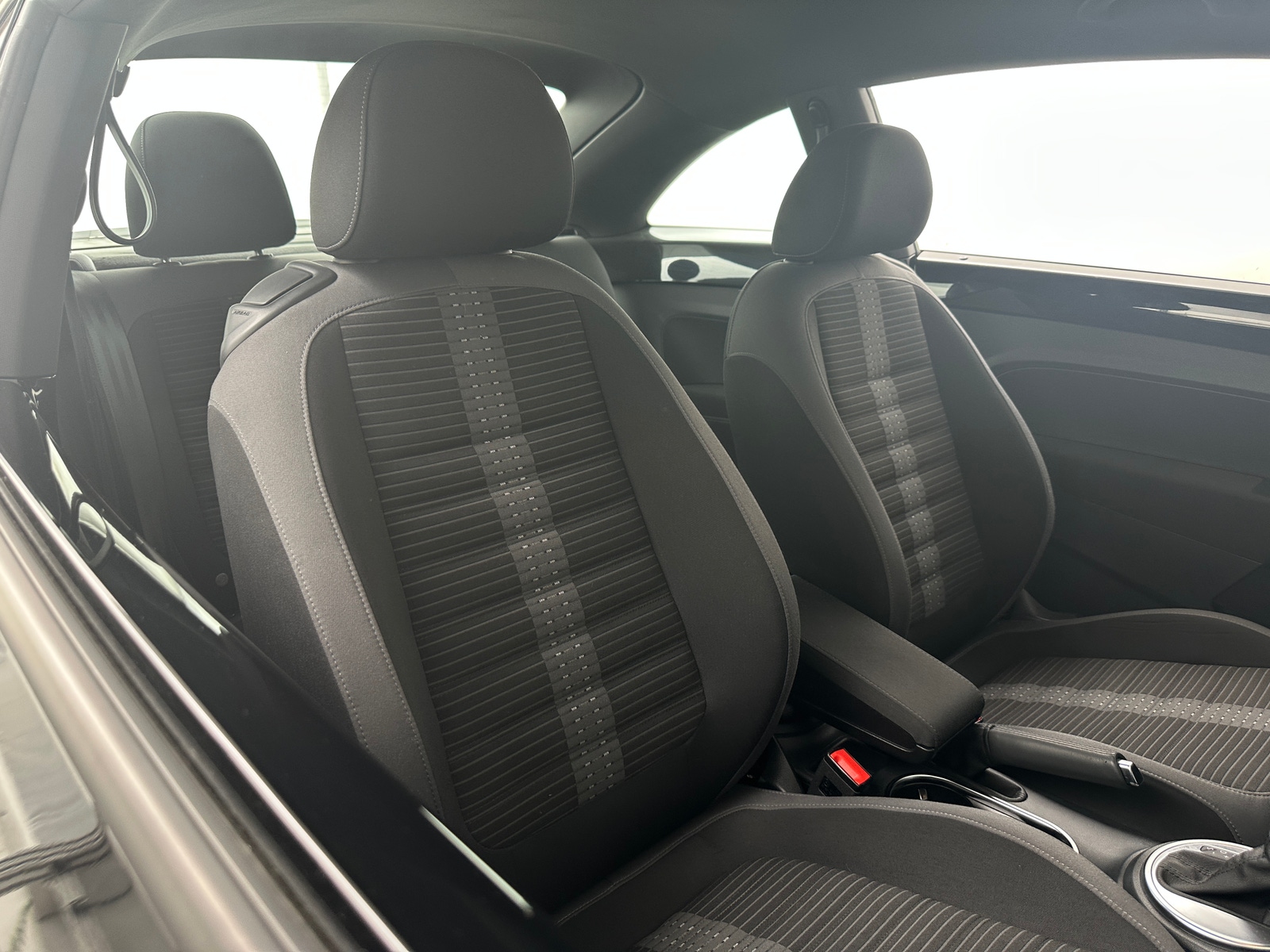 Thumbnail: 2015 Volkswagen Beetle - 2