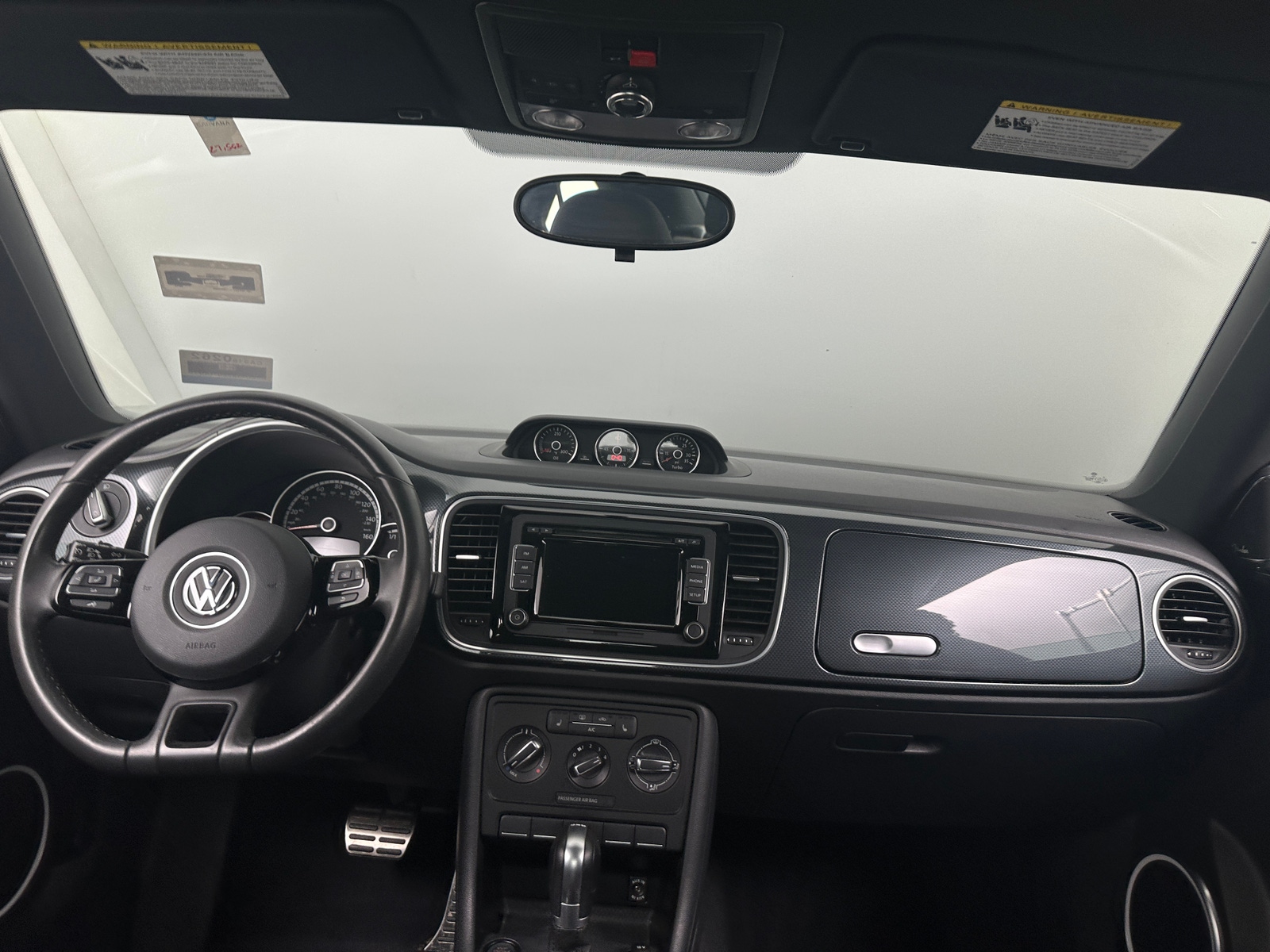Thumbnail: 2015 Volkswagen Beetle - 3