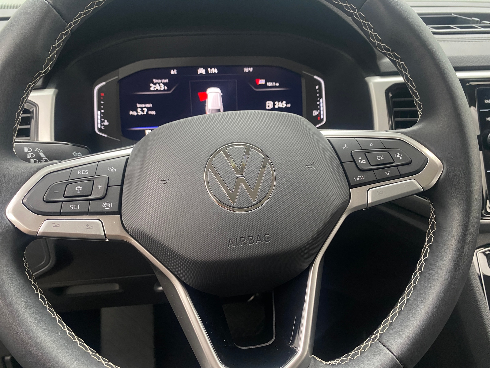 Thumbnail: 2023 Volkswagen Atlas - 4