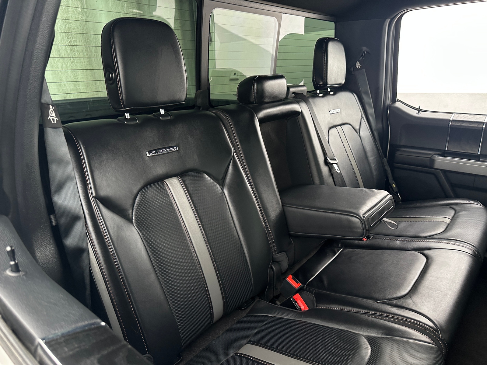 Thumbnail: 2018 Ford Econoline - 5