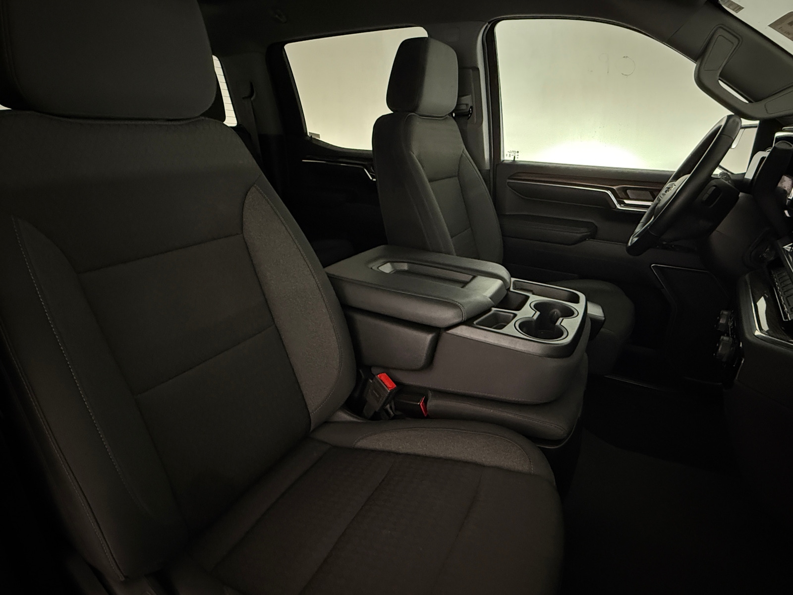Thumbnail: 2024 Chevrolet Silverado 1500 - 2