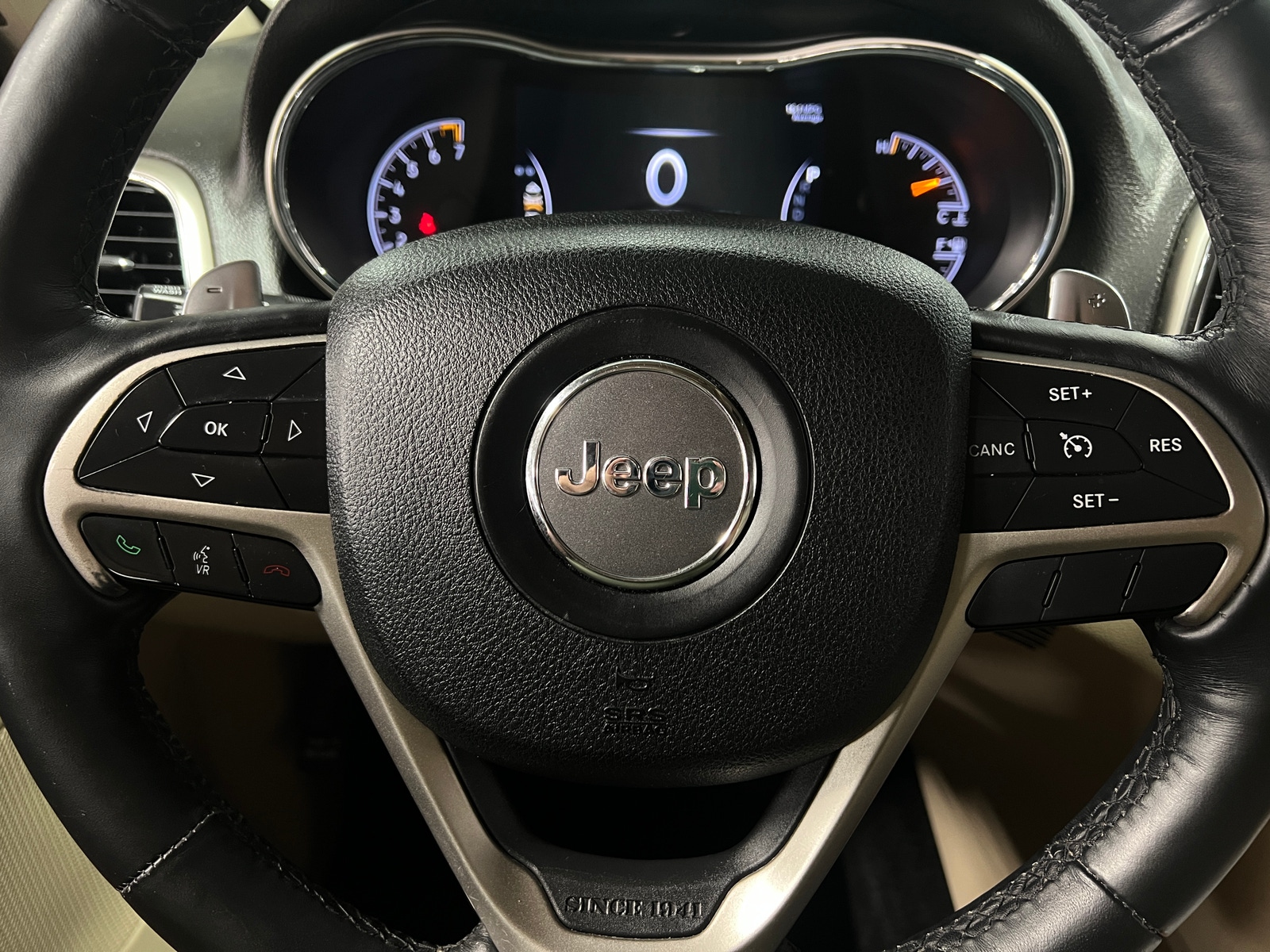 Thumbnail: 2014 Jeep Grand Cherokee - 4