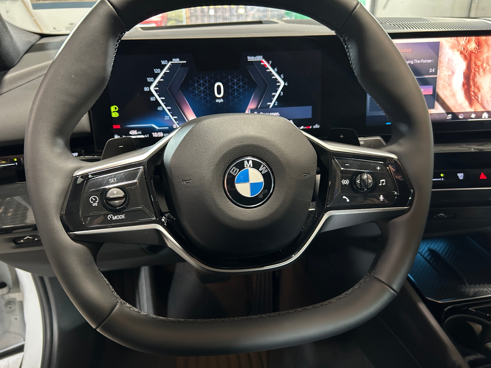 Thumbnail: 2025 BMW 5 Series - 4