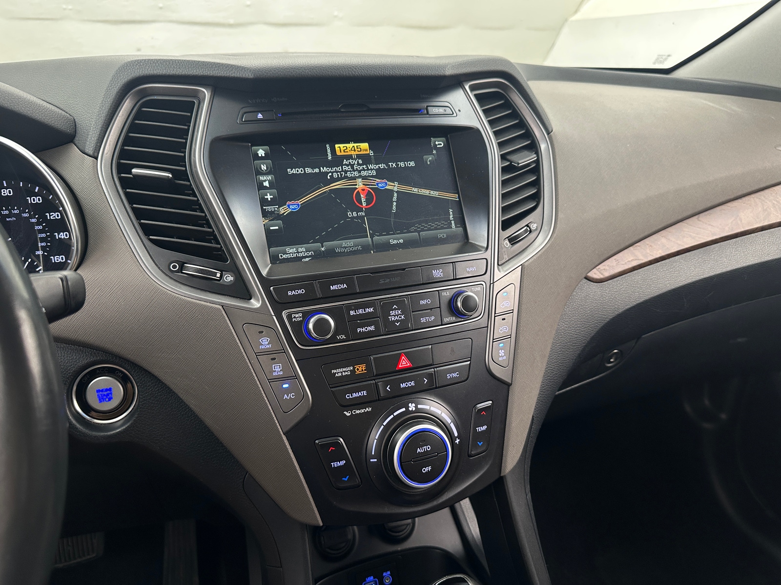 Thumbnail: 2018 Hyundai Santa Fe - 3