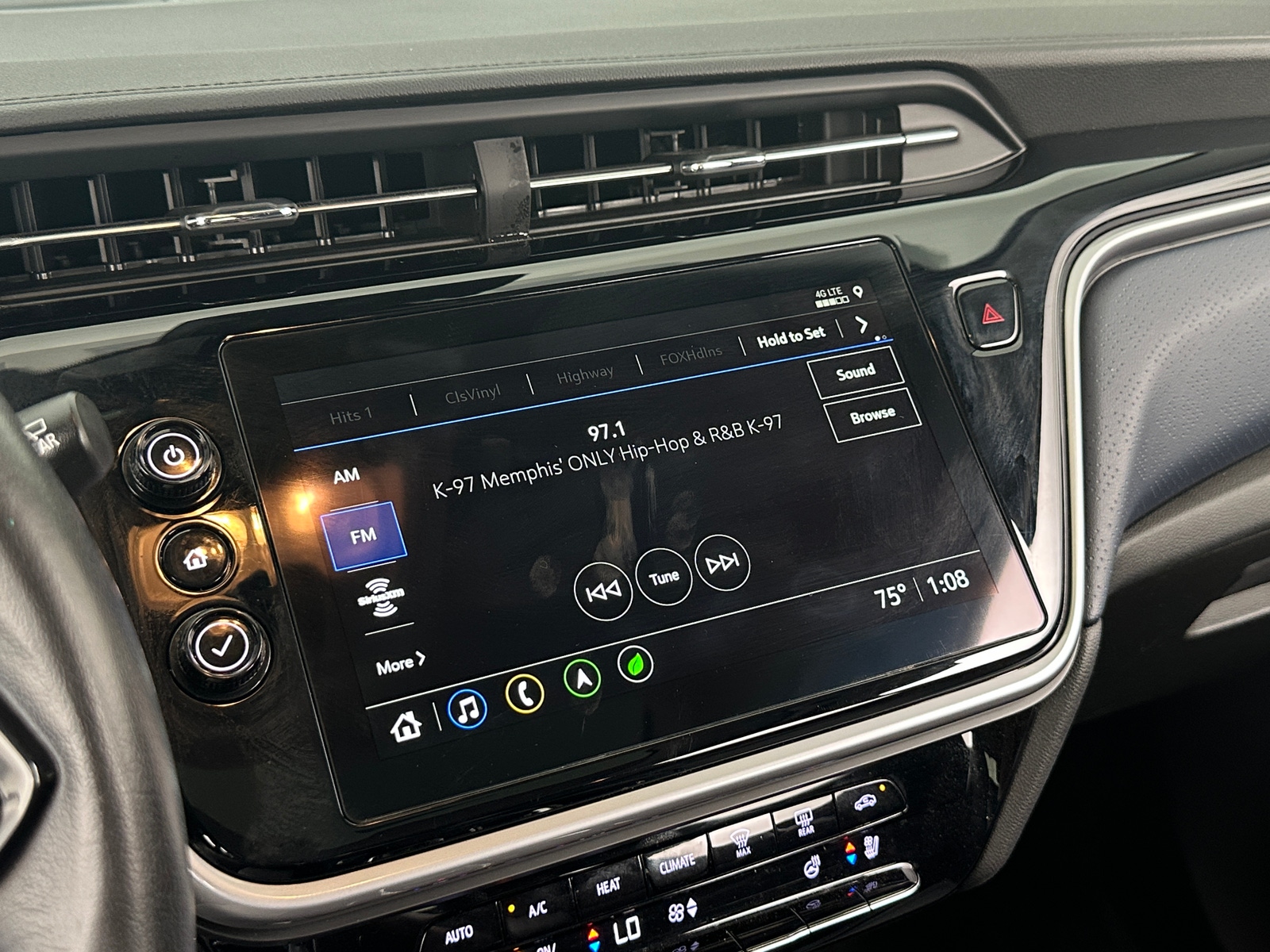 Thumbnail: 2023 Chevrolet Bolt EUV - 3