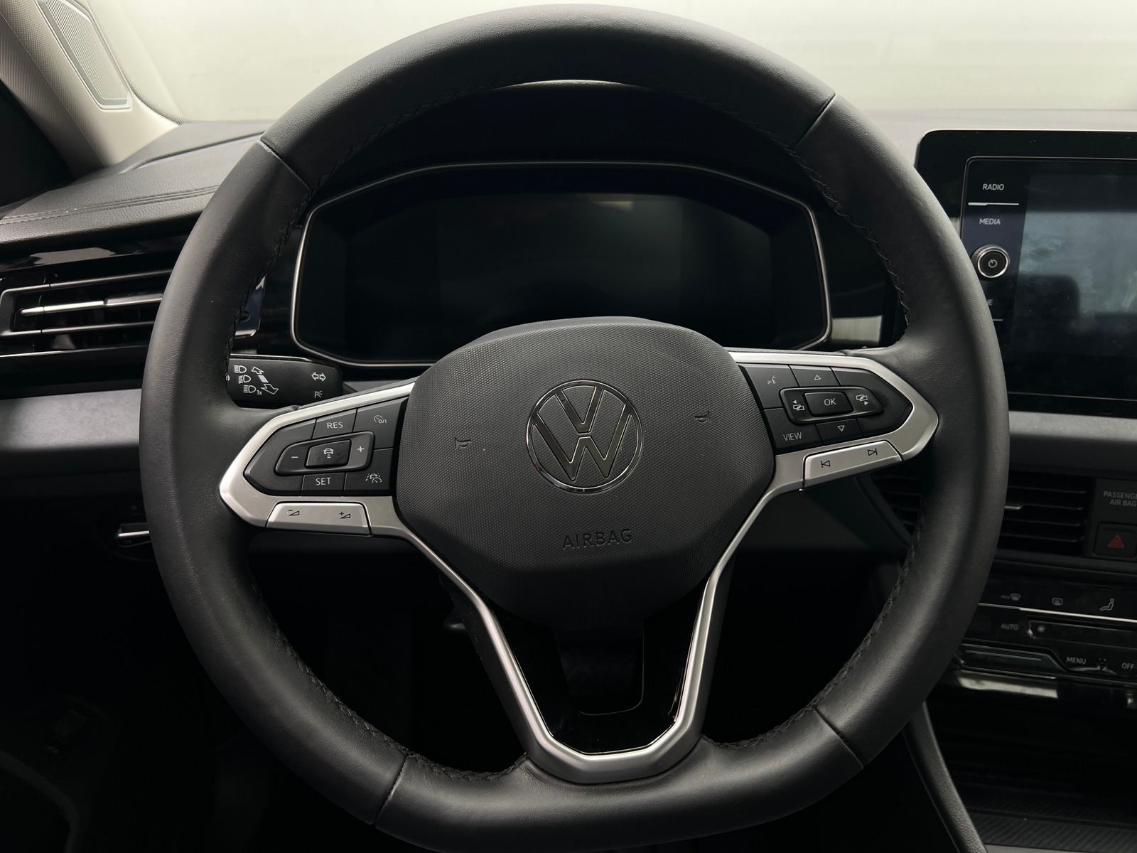 Thumbnail: 2025 Volkswagen Jetta - 4