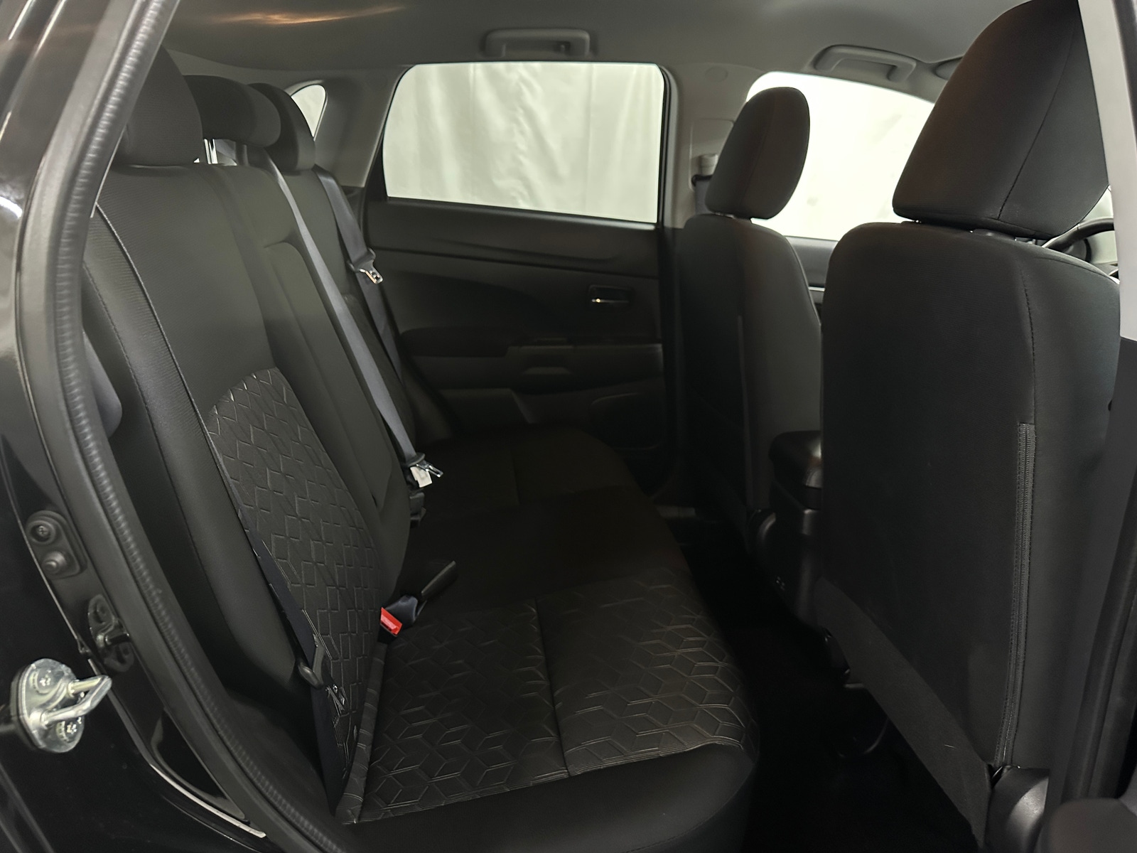 Thumbnail: 2024 Mitsubishi Outlander Sport - 6
