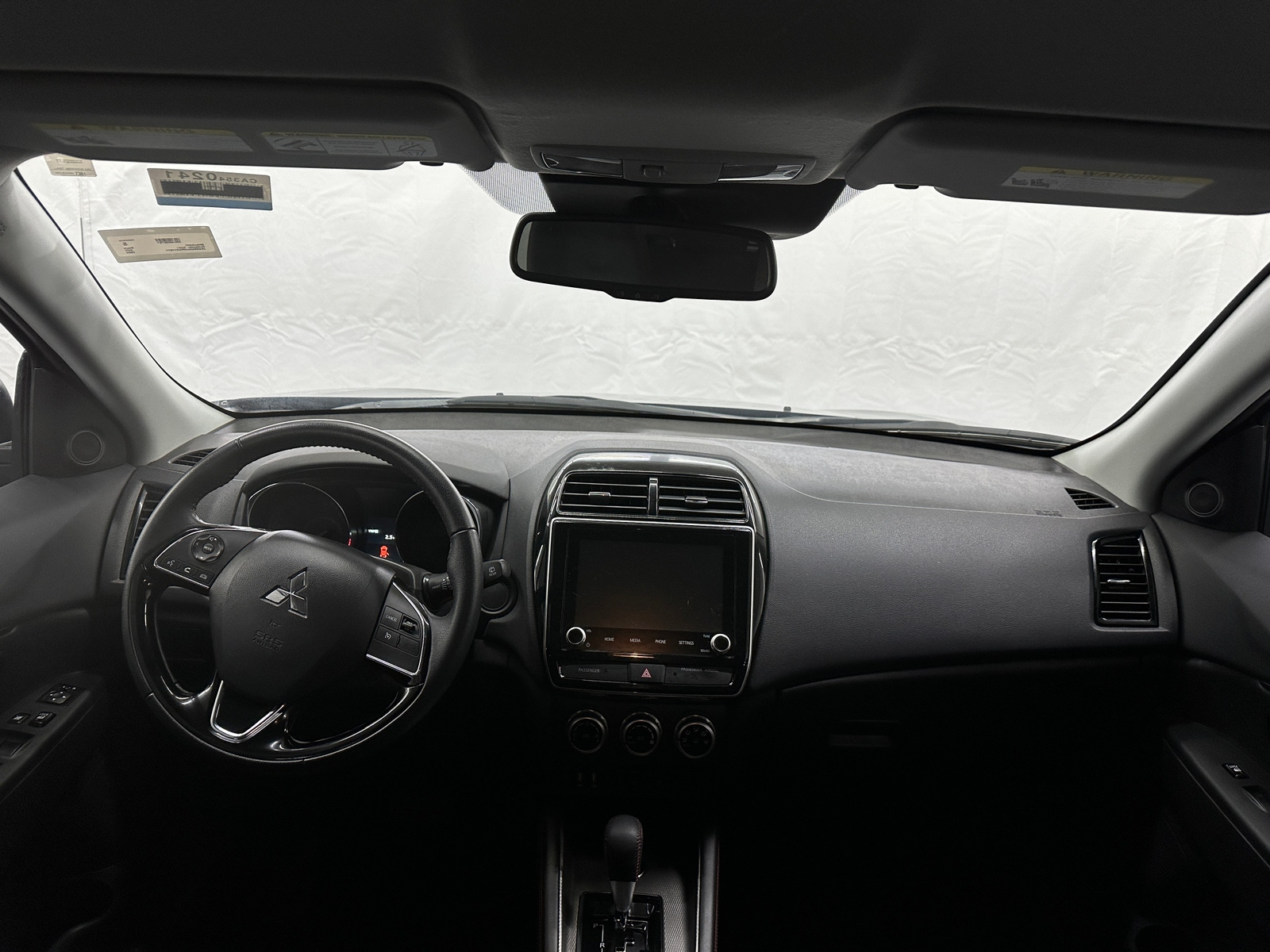 Thumbnail: 2024 Mitsubishi Outlander Sport - 3