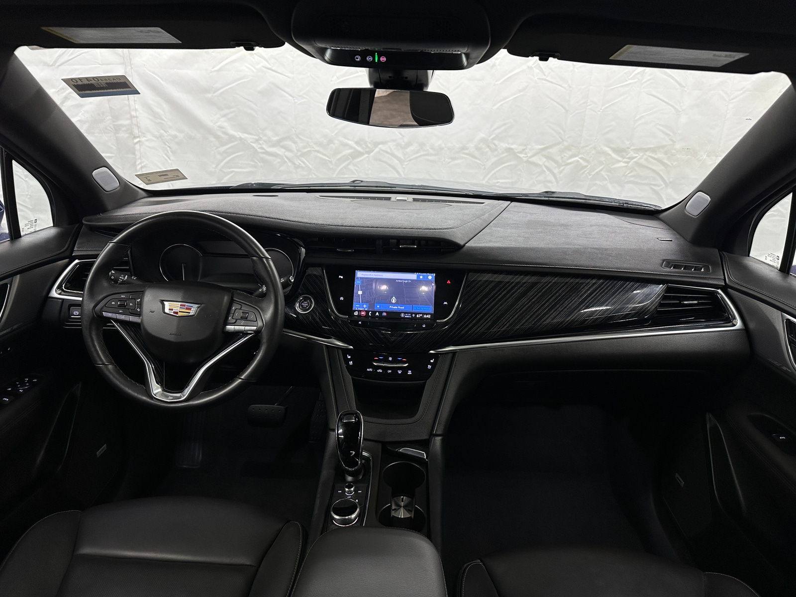 Thumbnail: 2025 Cadillac XT6 - 2