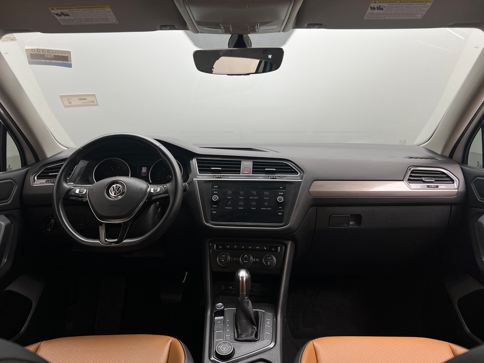 Thumbnail: 2019 Volkswagen Tiguan - 2