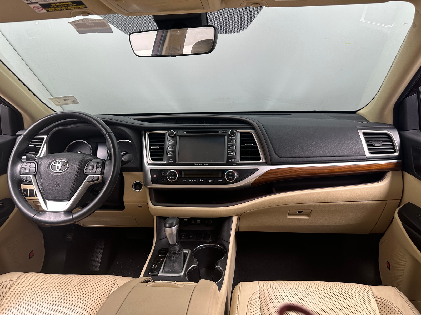 Thumbnail: 2018 Toyota Highlander - 2
