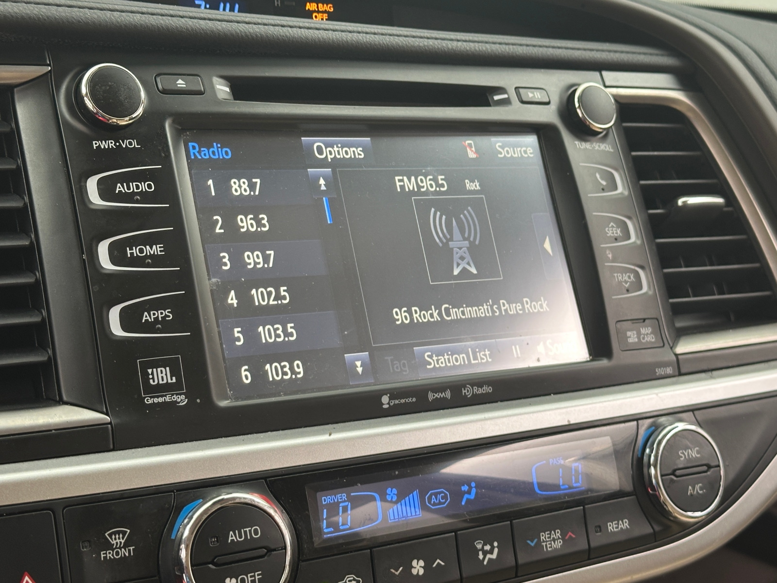Thumbnail: 2018 Toyota Highlander - 3