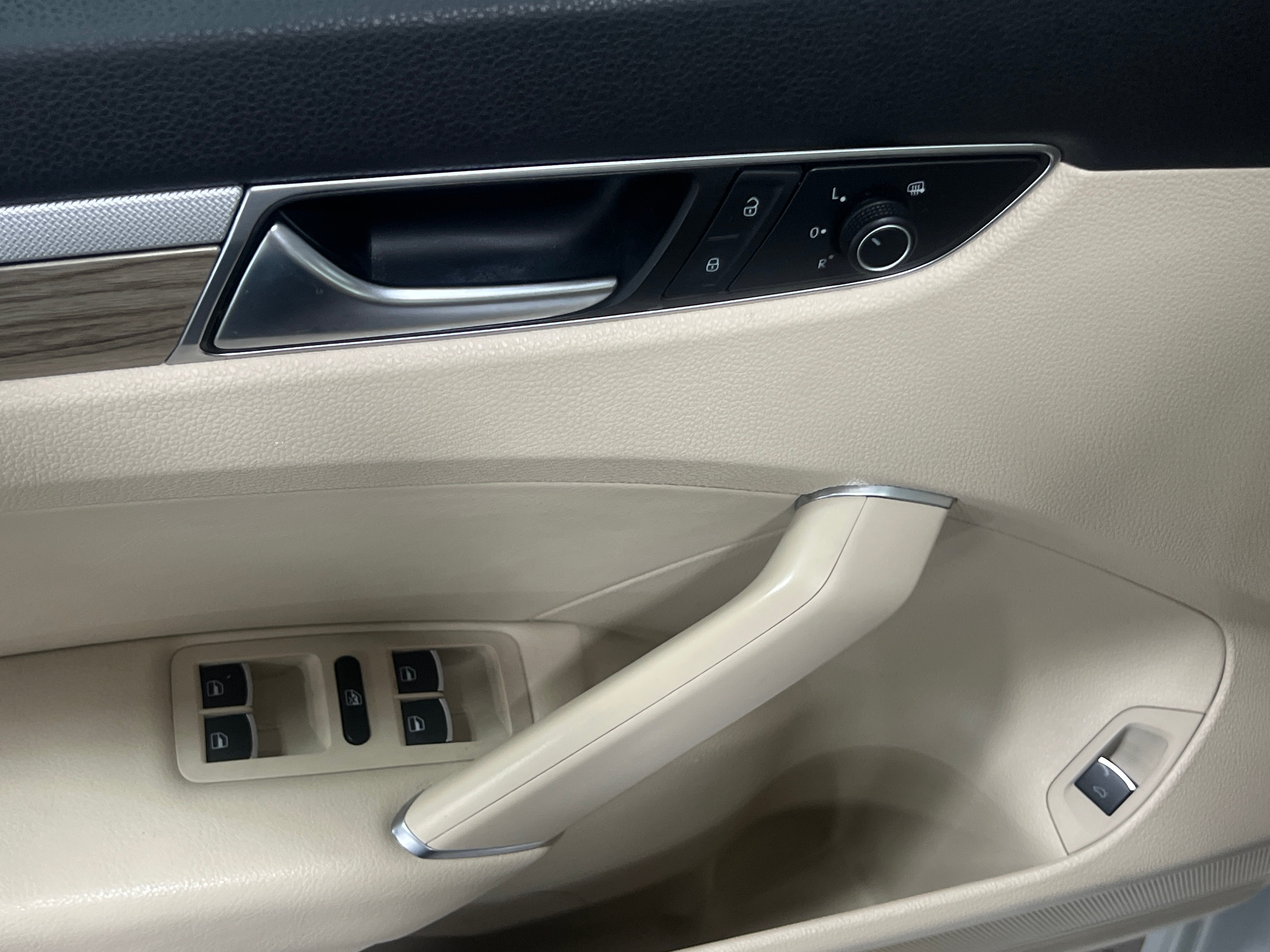 2017 Volkswagen Passat