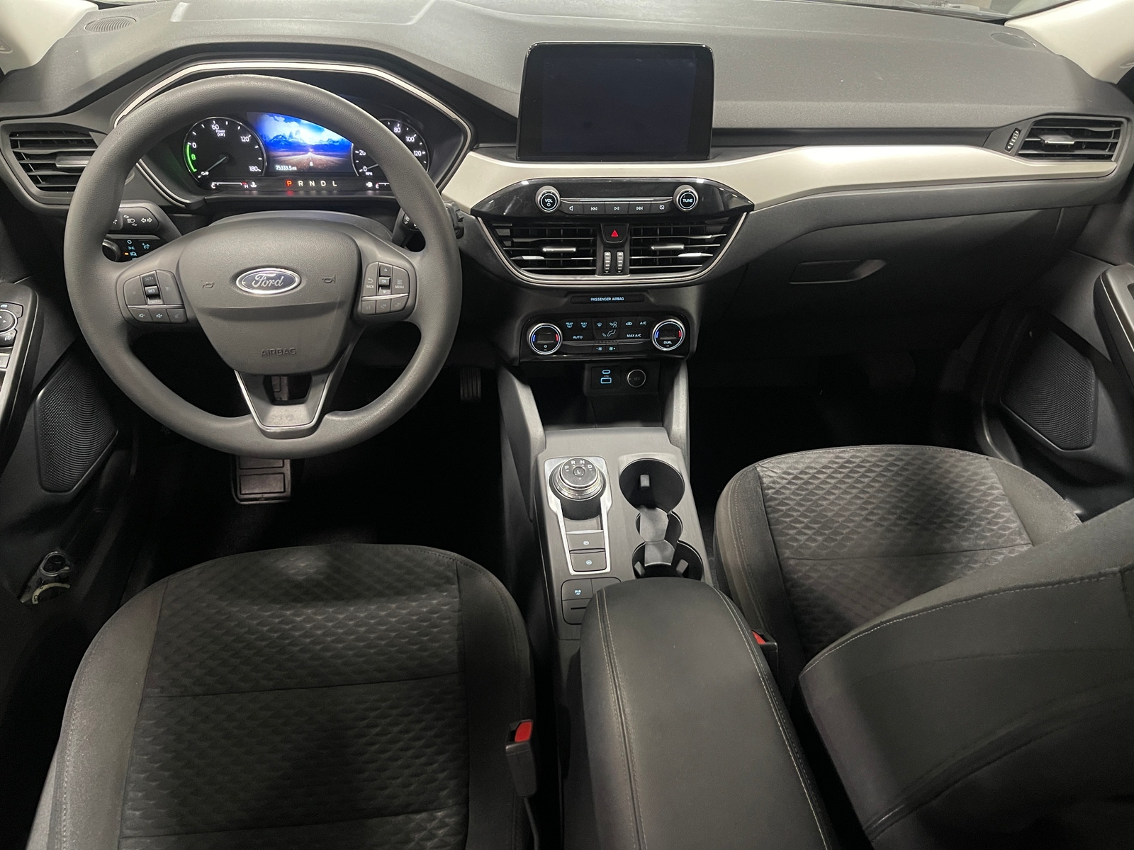 Thumbnail: 2021 Ford Escape - 3