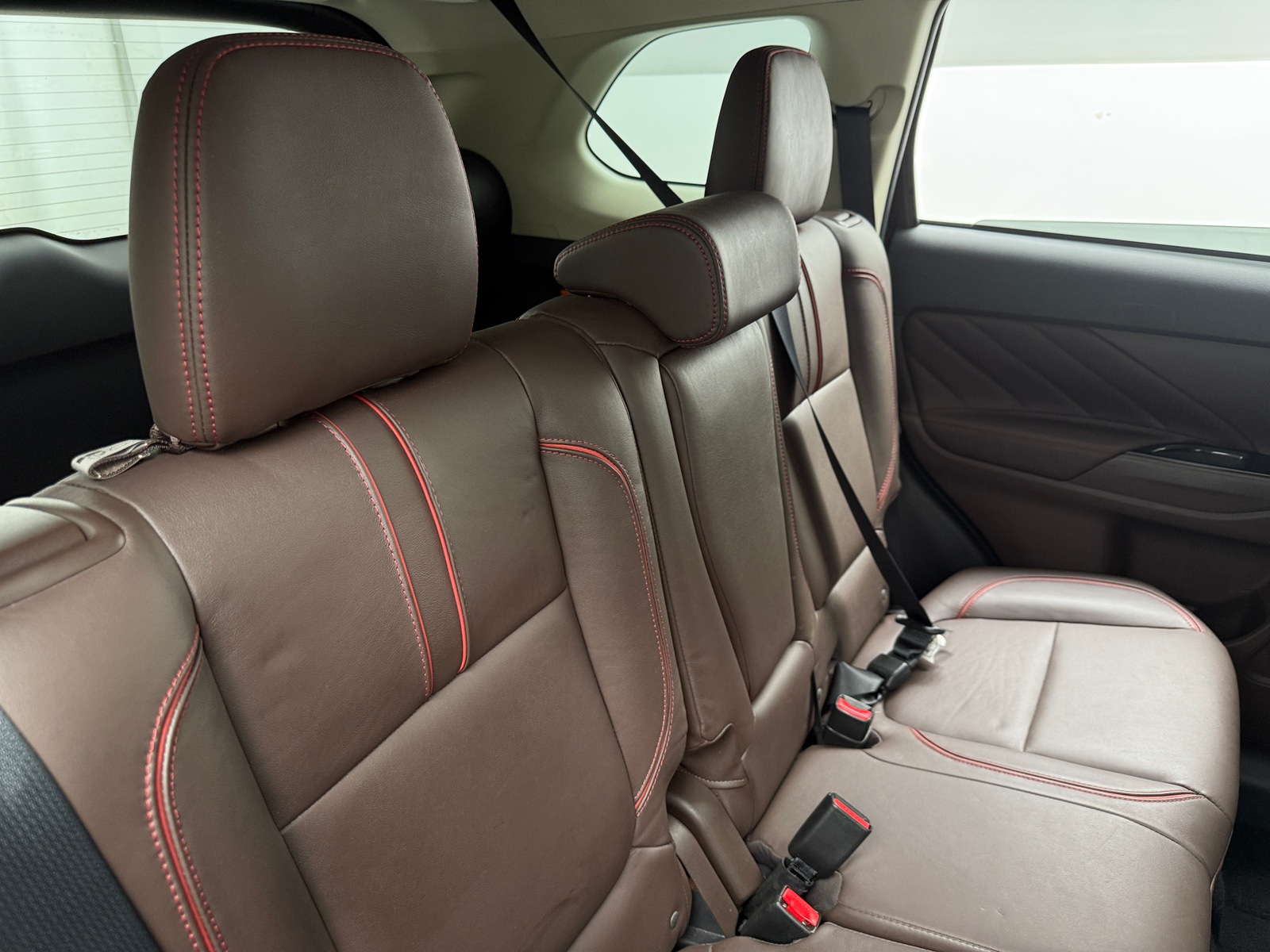 Thumbnail: 2018 Mitsubishi Outlander - 5