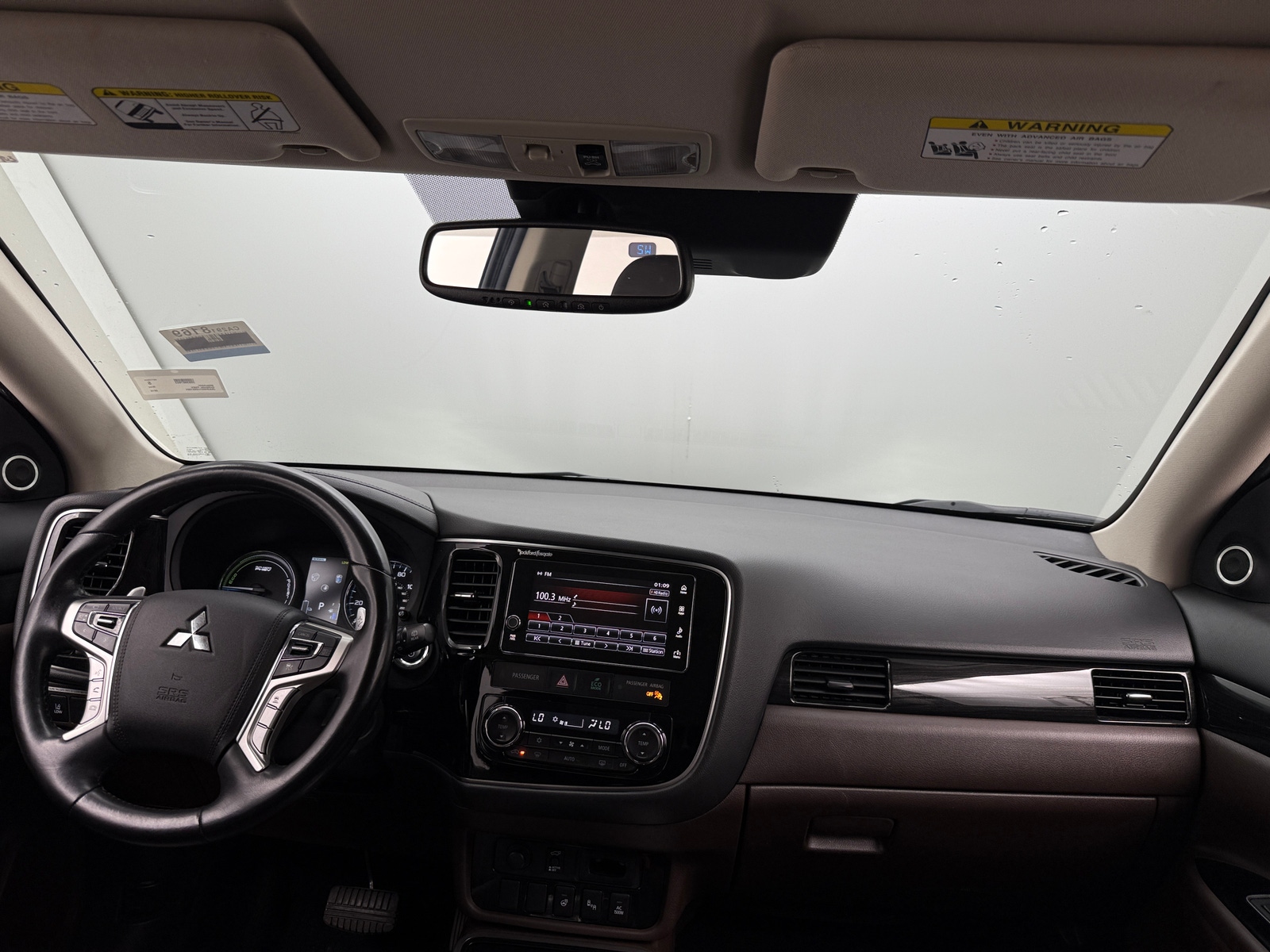 Thumbnail: 2018 Mitsubishi Outlander - 2