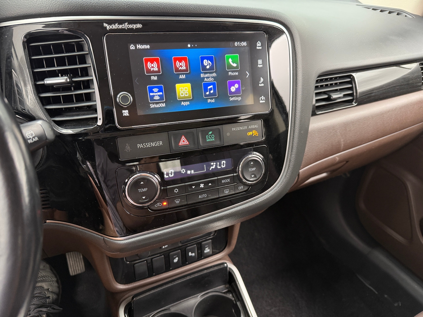 Thumbnail: 2018 Mitsubishi Outlander - 3