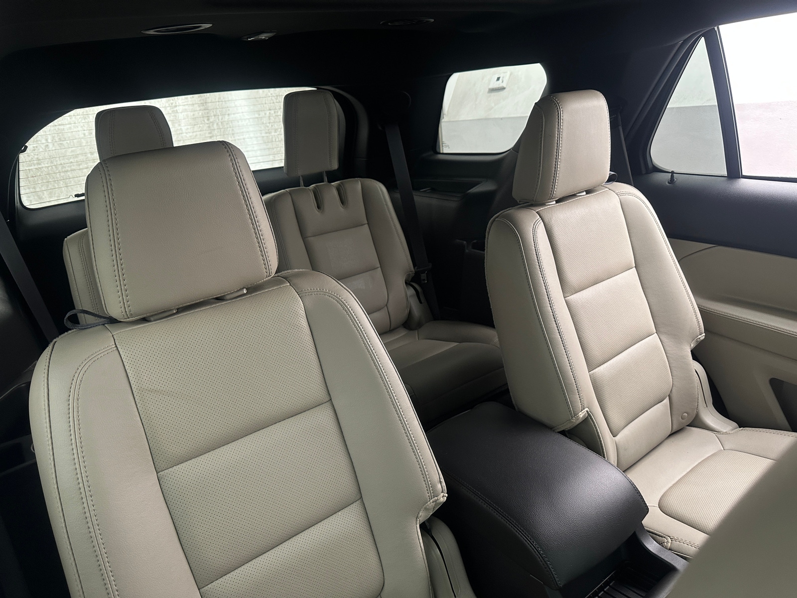 Thumbnail: 2015 Ford Explorer - 5