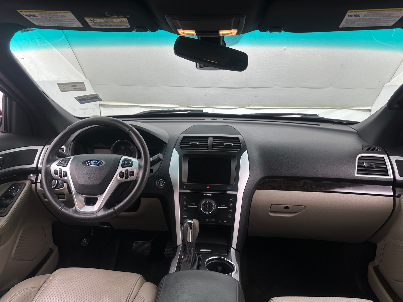 Thumbnail: 2015 Ford Explorer - 2