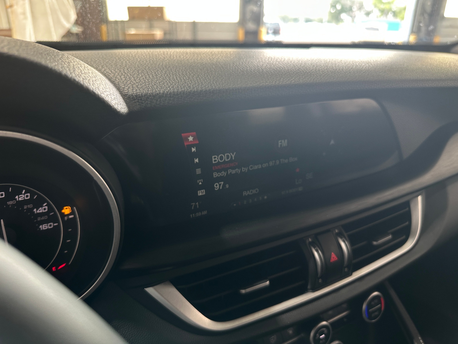 Thumbnail: 2019 Alfa Romeo Stelvio - 3