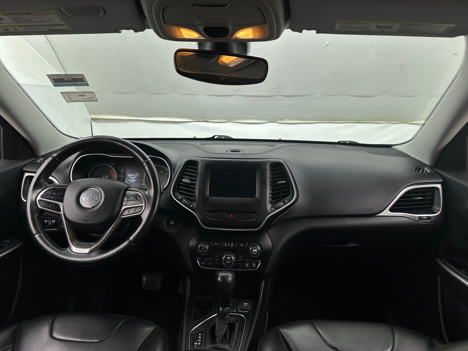 Thumbnail: 2019 Jeep Cherokee - 3