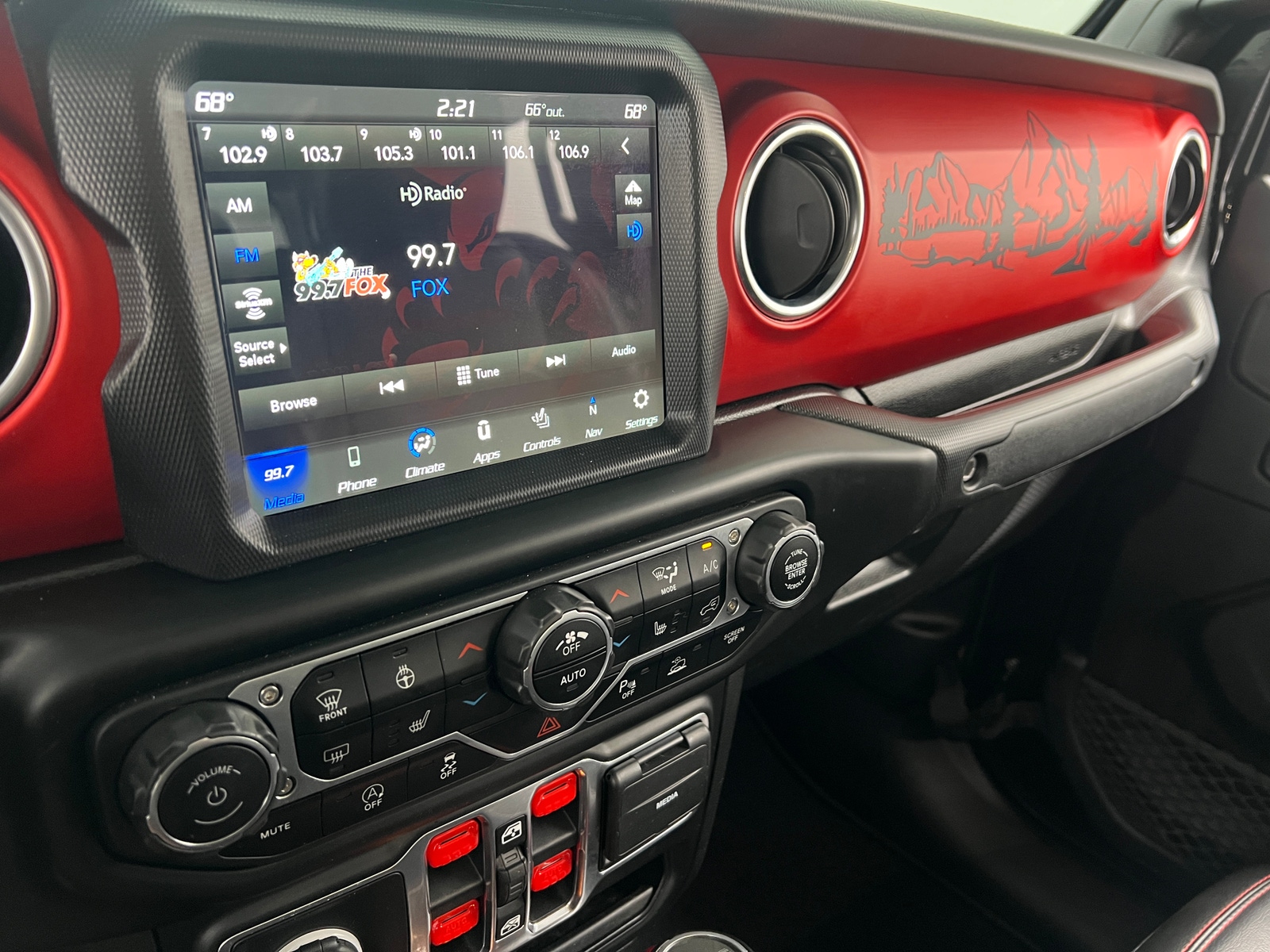 Thumbnail: 2020 Jeep Gladiator - 3