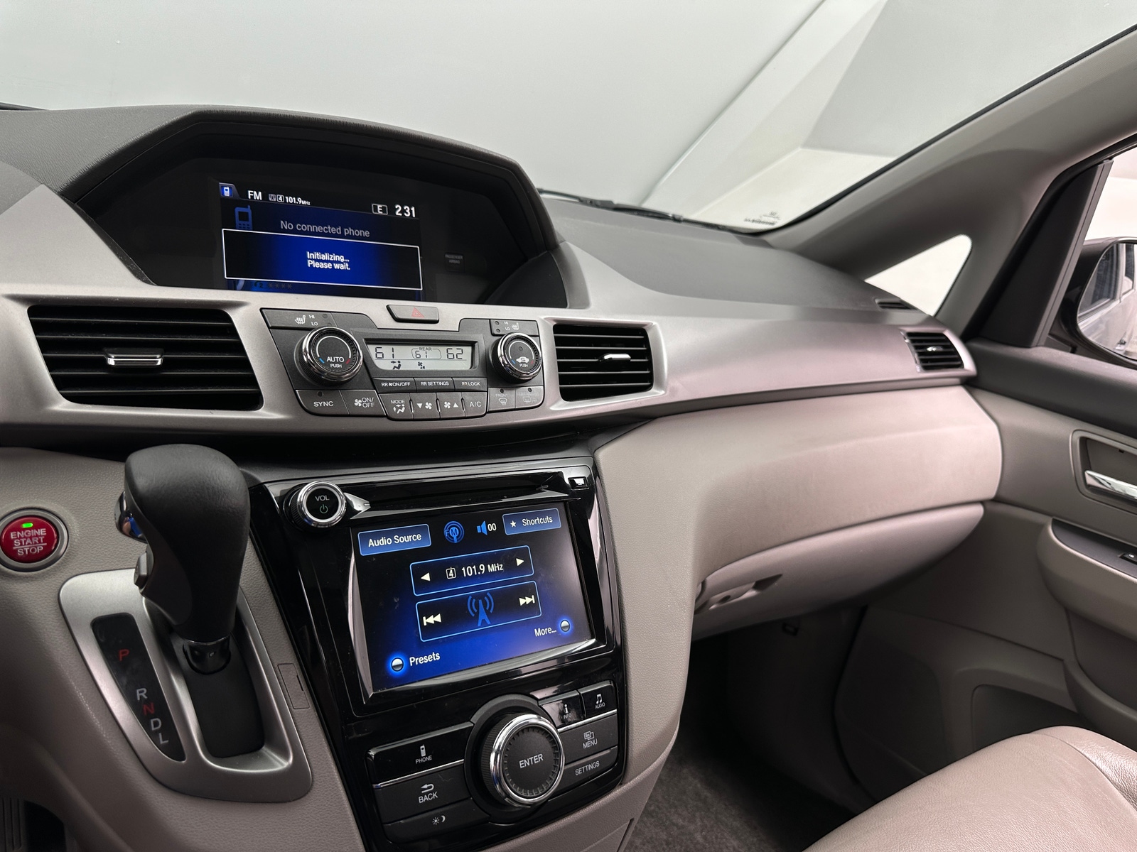 Thumbnail: 2016 Honda Odyssey - 3